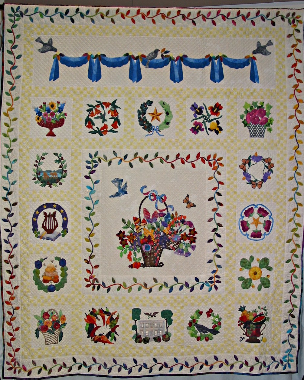 'Texas Treasures Quilted' by AAQG Members